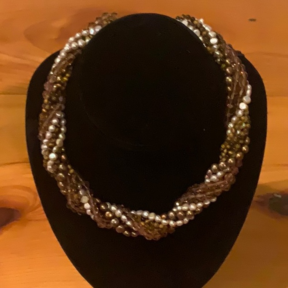Beaded Necklace ~ 17” Long
